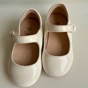 Toddler dress shoes